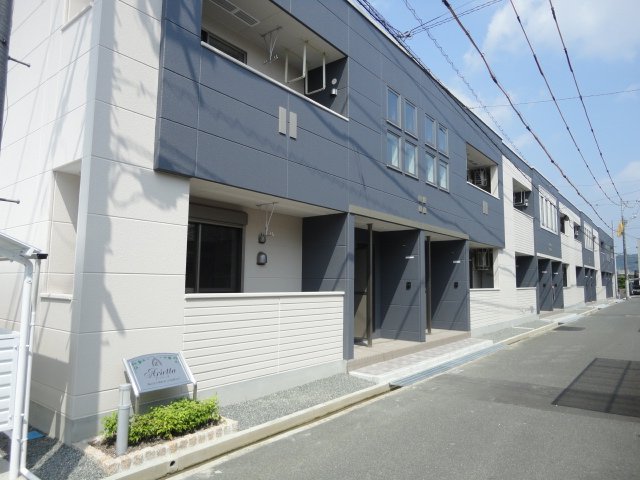 建物外観　外観写真（昼）