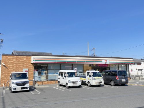 コンビニ　セブンイレブン 貝塚半田店（コンビニ）まで627m