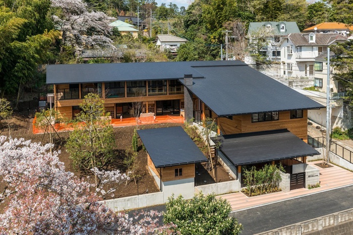 幼稚園・保育園　どろんこ保育園（幼稚園・保育園）まで216m