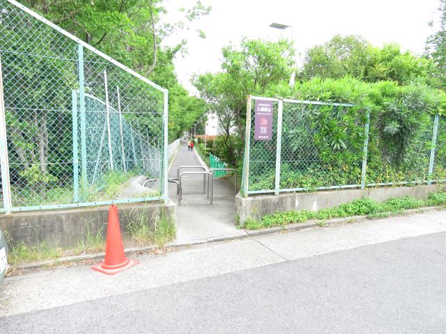 大学・短大　名古屋大学　出入り口（大学・短大）まで840m