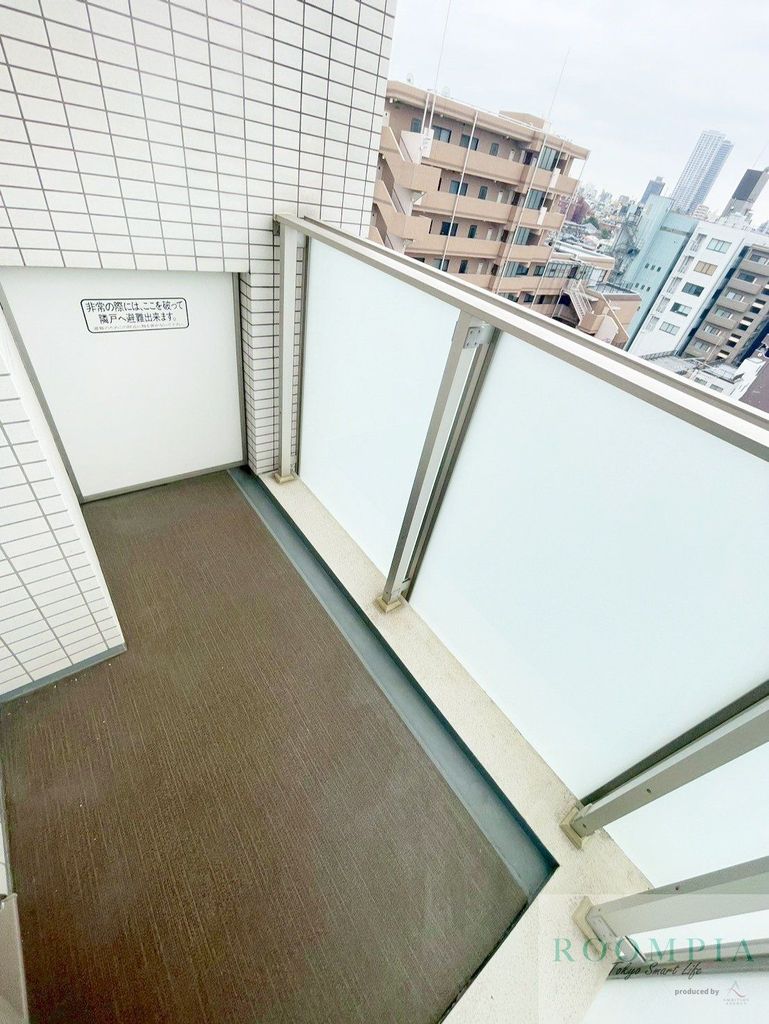 バルコニー