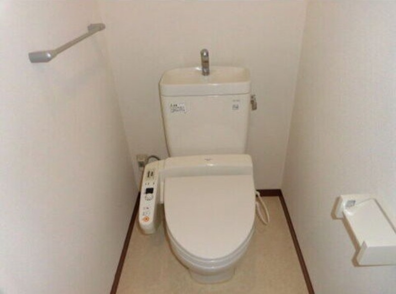 トイレ　図面と現状に相違がある場合には現状を優先