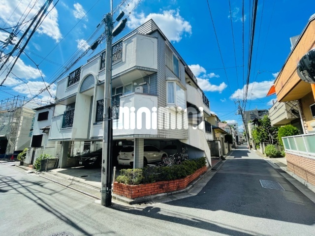建物外観　閑静な住宅街にあるマンションです！