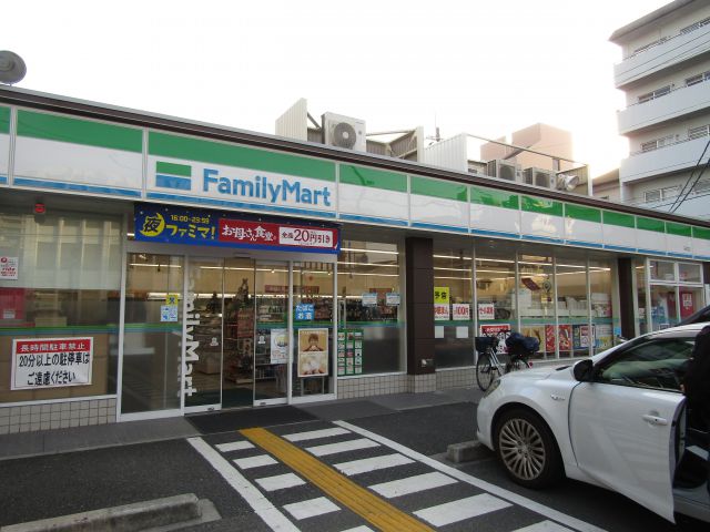 コンビニ　ファミリーマート 田辺店（コンビニ）まで89m