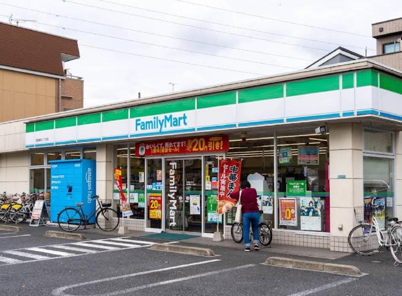 コンビニ　セブンイレブン 足立中川１丁目店（コンビニ）まで260m
