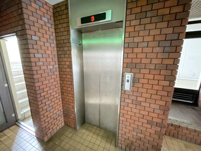 ロビー