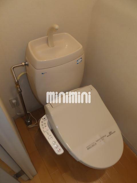 トイレ　温水洗浄便座で快適です
