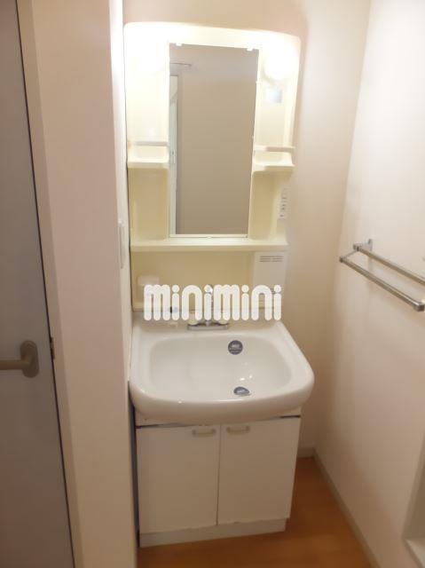 洗面設備　独立洗面台完備です