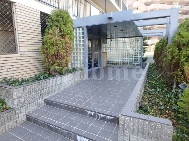 エントランス　建物入口