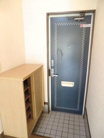 玄関　シューズBOX付きの玄関