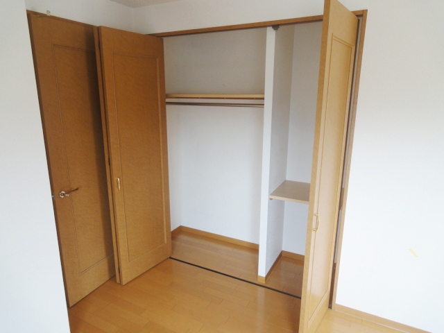 収納　同物件別号室のものです。