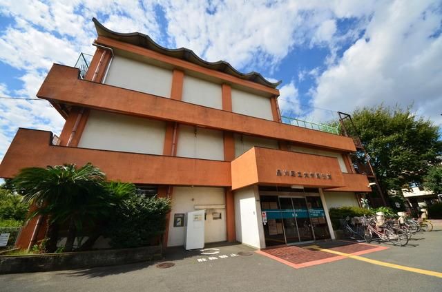 図書館　品川区立大井図書館（図書館）まで830m