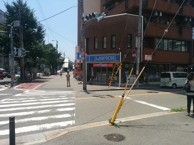 コンビニ　ローソン 九条店（コンビニ）まで738m