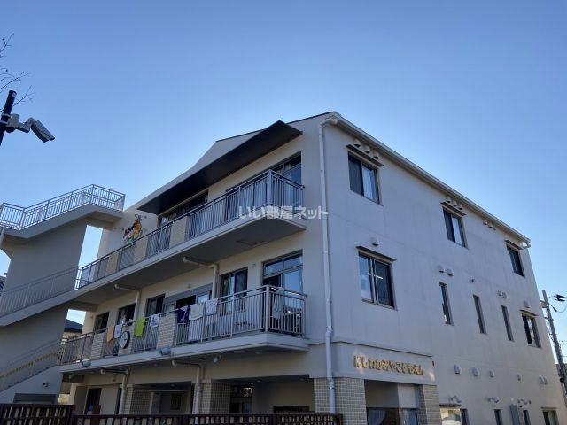 幼稚園・保育園　西若宮こども園（幼稚園・保育園）まで910m