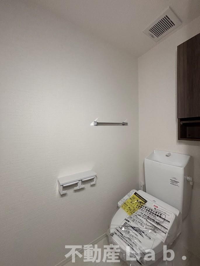 トイレ　※同一建物別号室のお写真です。