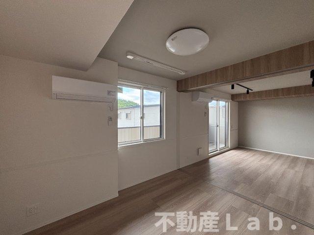 その他　※同一建物別号室のお写真です。