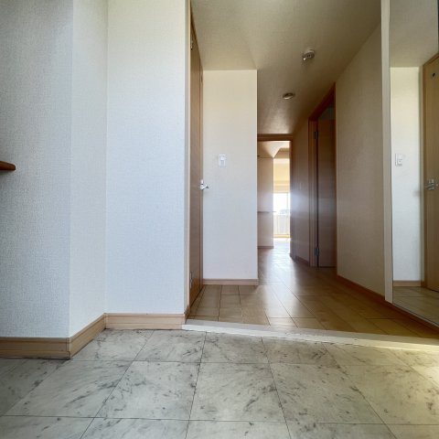 玄関　同仕様タイプです