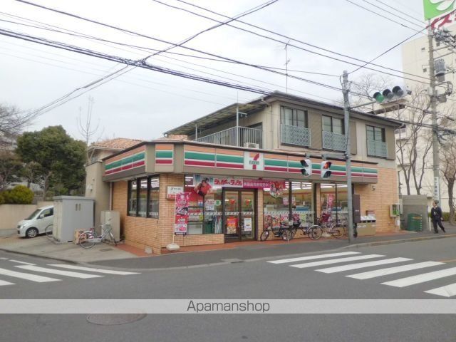 コンビニ　セブンイレブン　板橋前野町店（コンビニ）まで597m