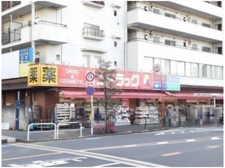 ドラックストア　サンドラッグ小滝橋店（ドラッグストア）まで267m