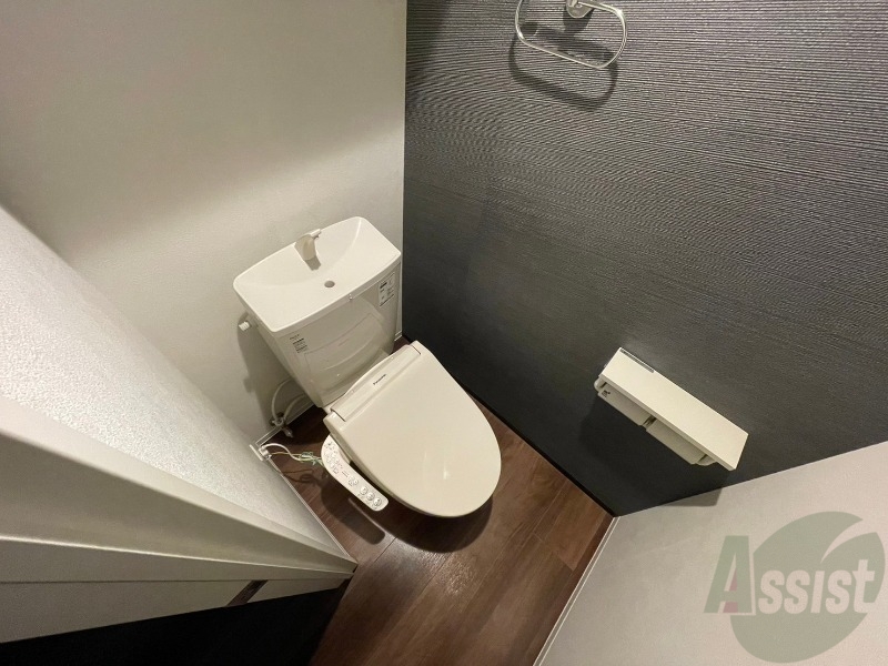 トイレ　こちらはトイレです。清潔感があり、安心して使用できます。
