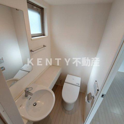 トイレ　シンプルで使いやすいトイレです