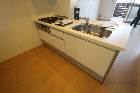 キッチン　※別部屋の写真です