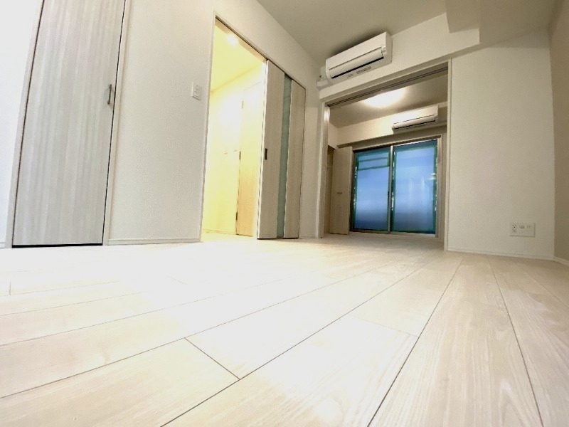 眺望　白を基調にした明るいお部屋です。
