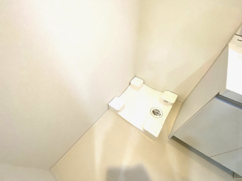 その他設備　洗濯機は室内にどうぞ。