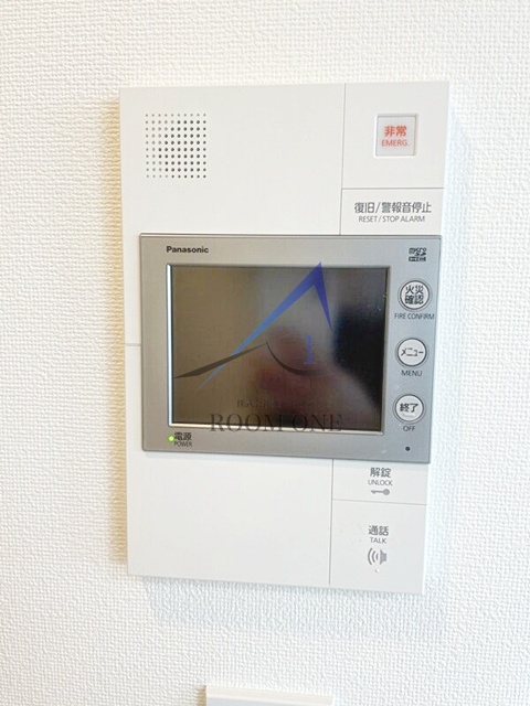 セキュリティ　モニター付きインターホンです。