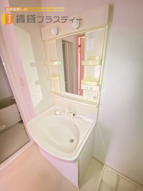 洗面設備　朝の準備はこちらで・・・