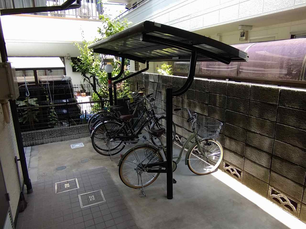 その他　駐輪場　自転車＆原付のみ駐輪可