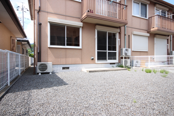 庭　専用庭が付いています！