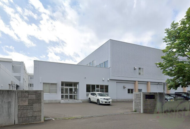 中学校　札幌市立平岸中学校（中学校）まで511m