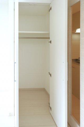 収納　参考写真（同物件別部屋）