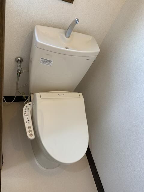 トイレ　別部屋参考