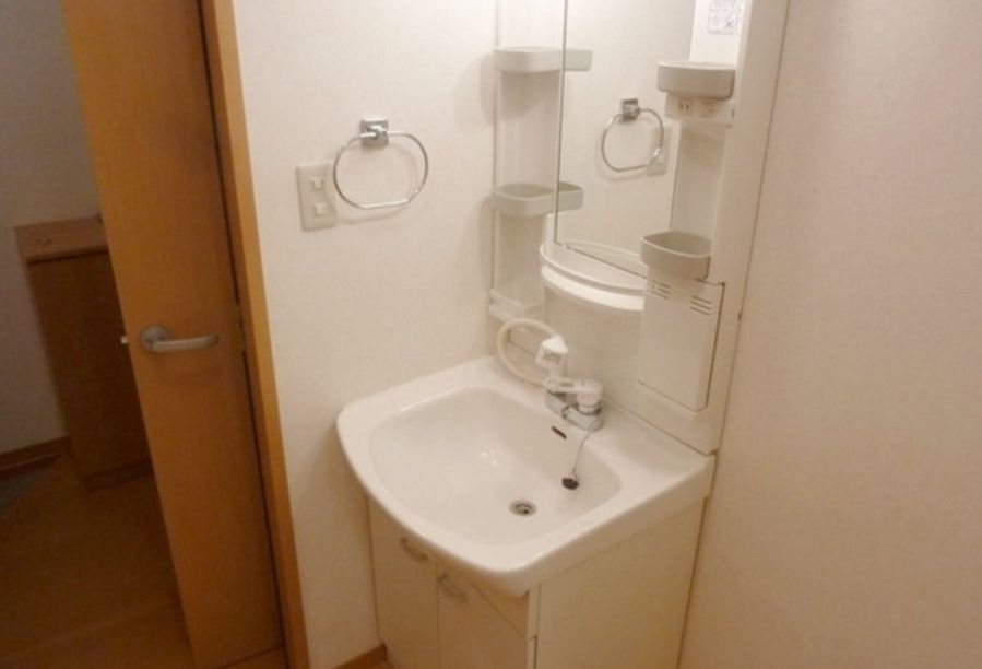 洗面設備　弊社は都内全域の物件をご紹介可能です！