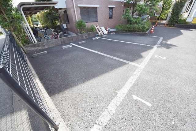 駐車場　★駐車場★