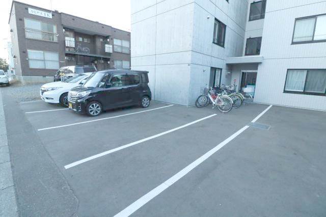 駐車場　駐車場★