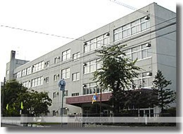 小学校　東園小学校（小学校）まで301m