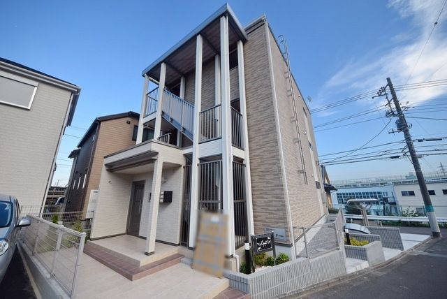 建物外観　★京王線多磨霊園徒歩5分★