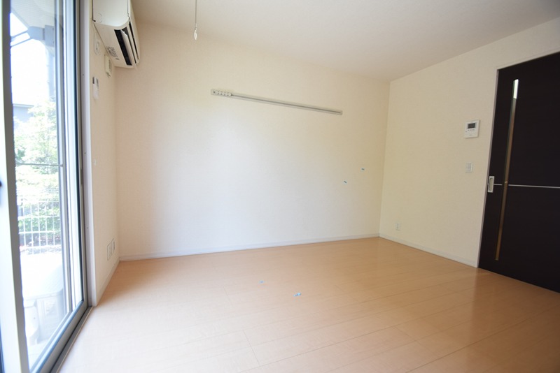 居室・リビング　7帖のフローリングのお部屋です☆