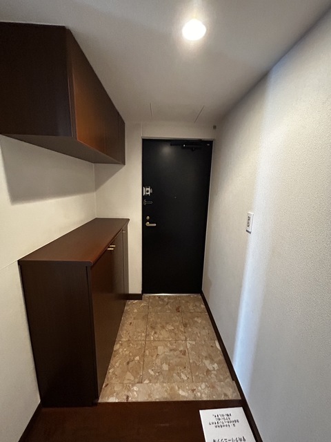 玄関　別部屋参考写真です