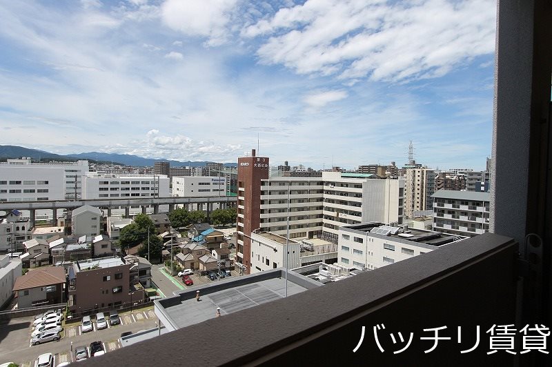バルコニー　写真は別号室の為、現状優先になります。