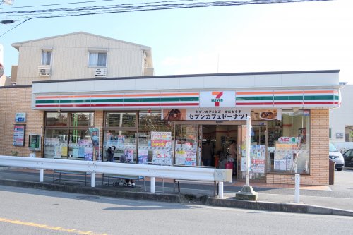 コンビニ　セブンイレブン 藤沢弥勒寺２丁目店（コンビニ）まで698m