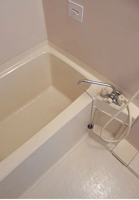 バス・シャワールーム　別部屋の画像を使用しております。