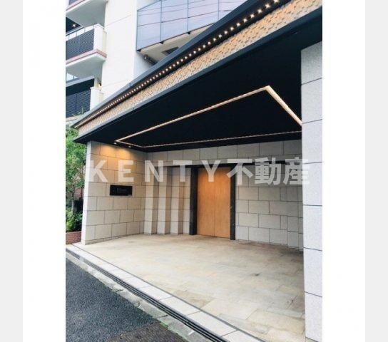 エントランス　清潔なエントランスです