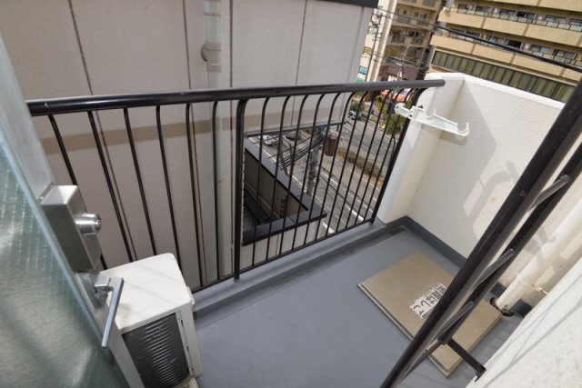 バルコニー　写真は同マンションの別のお部屋のものです