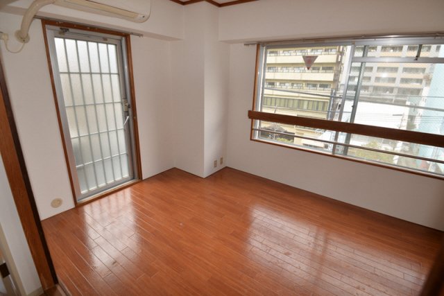 居室・リビング　写真は同マンションの別のお部屋のものです