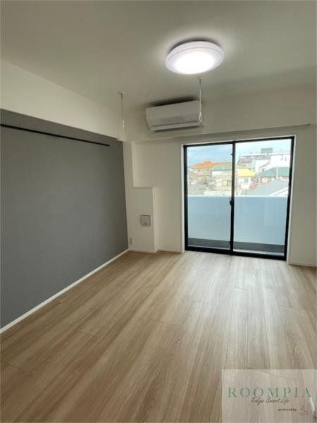 居室・リビング　※同タイプの別のお部屋です。
