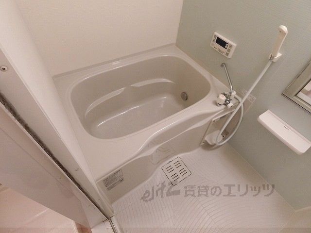 バス・シャワールーム　風呂